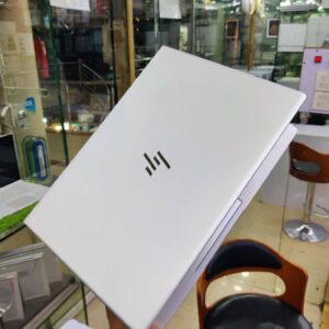 HP Elitebook 735 G5 | 13 inch Display 1080p | Ryzen 5 pro 3500U 1GB Dedicated GPU | 8GB Ram 256GB SSD